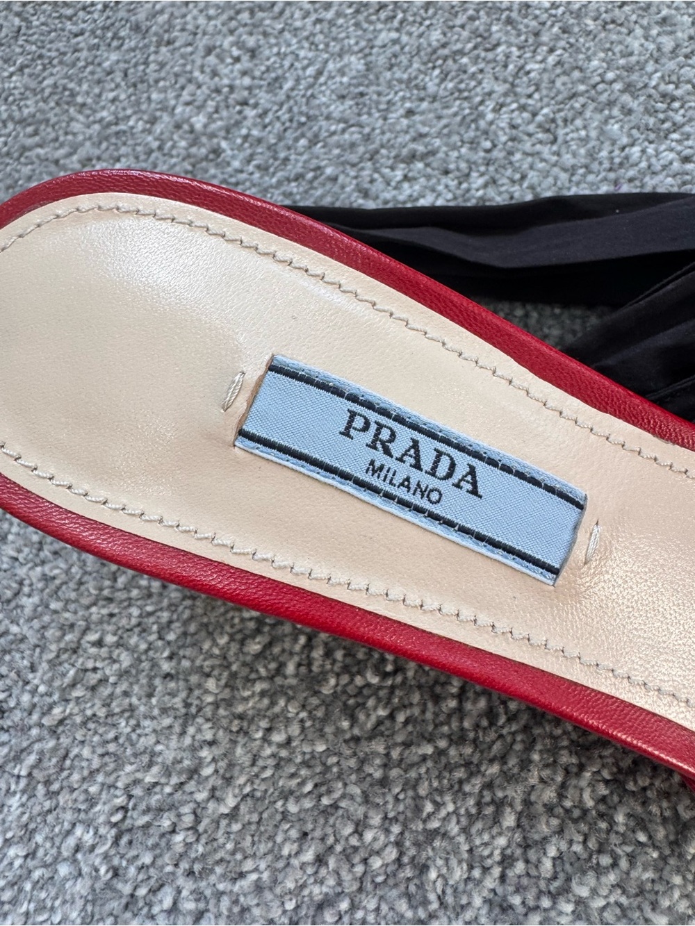 Archive Prada Milano Red Leather Ribbon Wrap Kitten Heels | Size 38 | Dust Bags - Picture 2 of 16